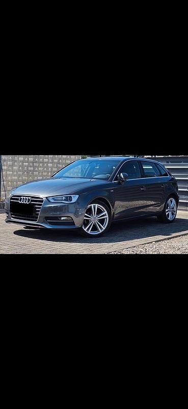 Gebraucht Audi A3 S-Line 140 PS (102 kW) 2013 Grau Limousine