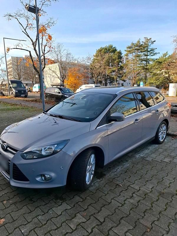 Gebraucht Ford Focus 115 PS (84 kW) 2014 Kombi
