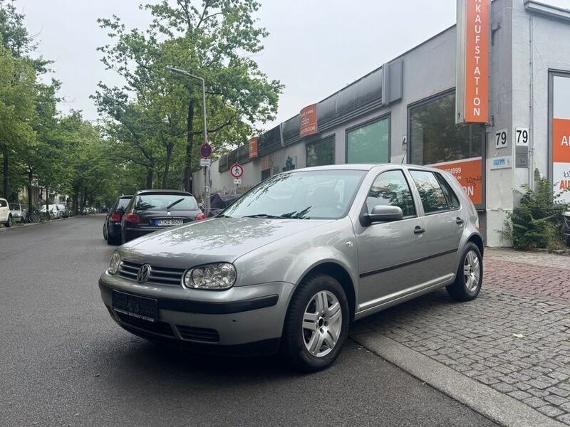 Grau Gebraucht 2001 VW Golf IV Comfortline Limousine | 2.190 € (Fairer Preis) - Bild 1/4