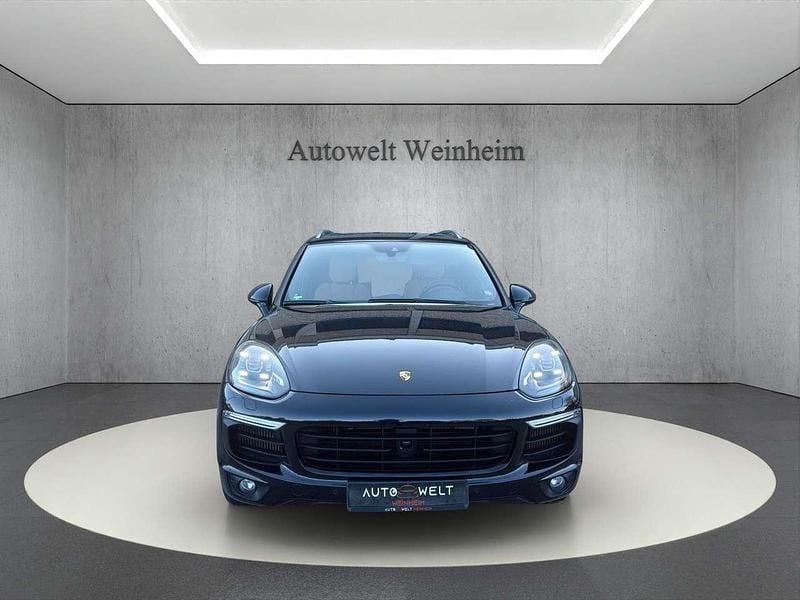 Gebraucht Porsche Cayenne 385 PS (283 kW) 2015 Tiefschwarzmetallic SUV