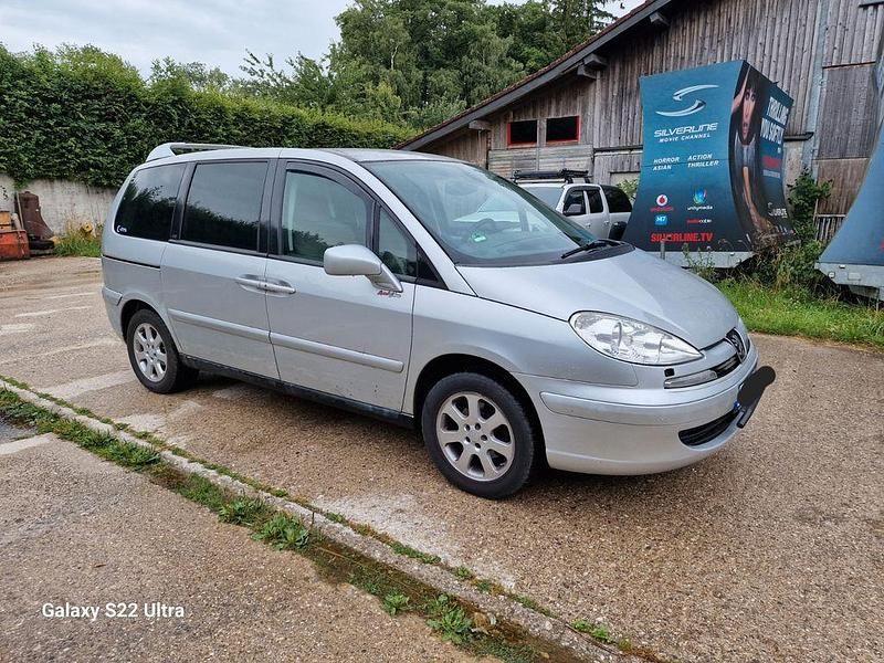 Silber Gebraucht 2008 Peugeot 807 Premium Van / Kleinbus | 1.999 € (Fairer Preis) - Bild 1/4