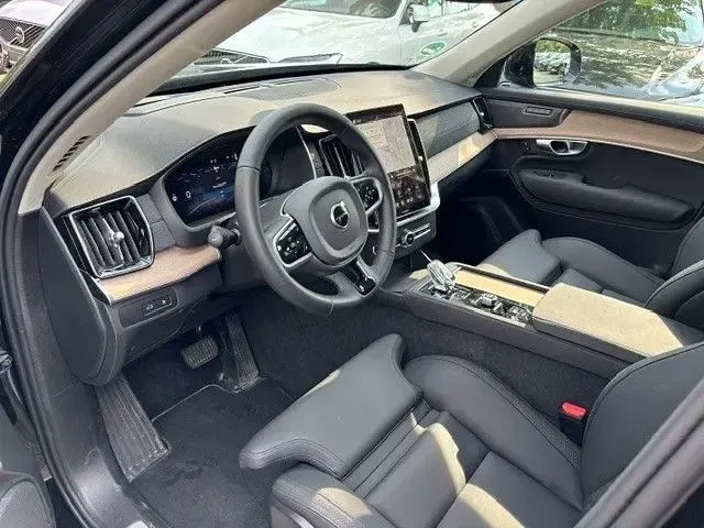 Gebraucht Volvo XC90 Plus 455 PS (334 kW) 2025 Schwarz SUV