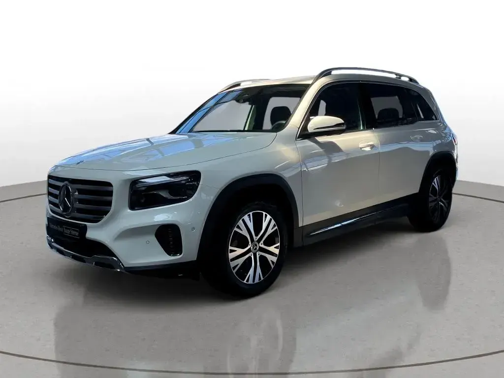 Gebraucht Mercedes GLB180 Progressive 136 PS (100 kW) 2025 Unilack polarweiß SUV