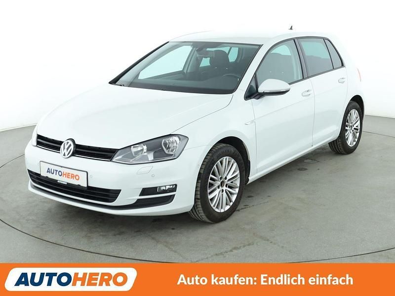 Weiß Gebraucht 2014 VW Golf VII Cup Kleinwagen | 12.310 € (Teuer) - Bild 1/3