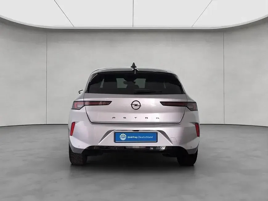 Gebraucht Opel Astra 131 PS (96 kW) 2025 Silber Kleinwagen