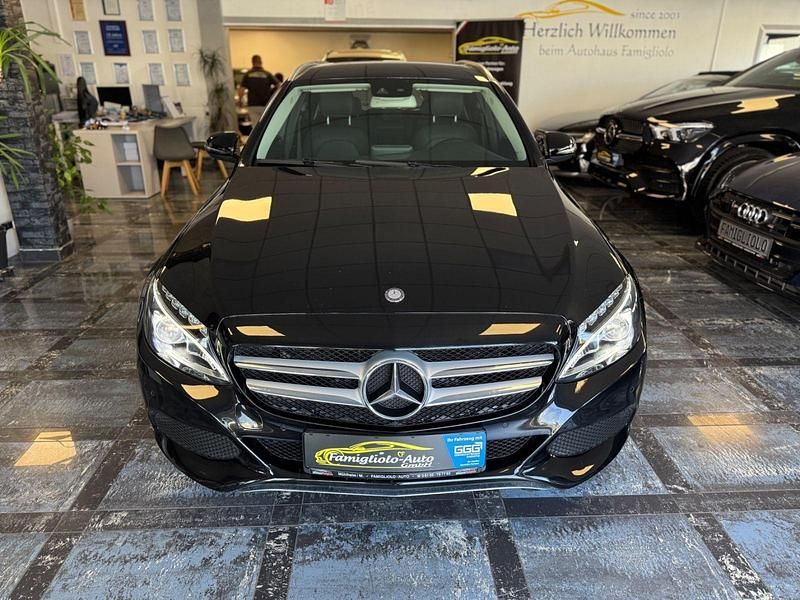 Gebraucht Mercedes C180 156 PS (114 kW) 2017 Schwarz Kombi