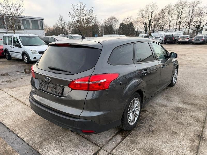 Gebraucht Ford Focus Business Edition 150 PS (110 kW) 2016 Limousine