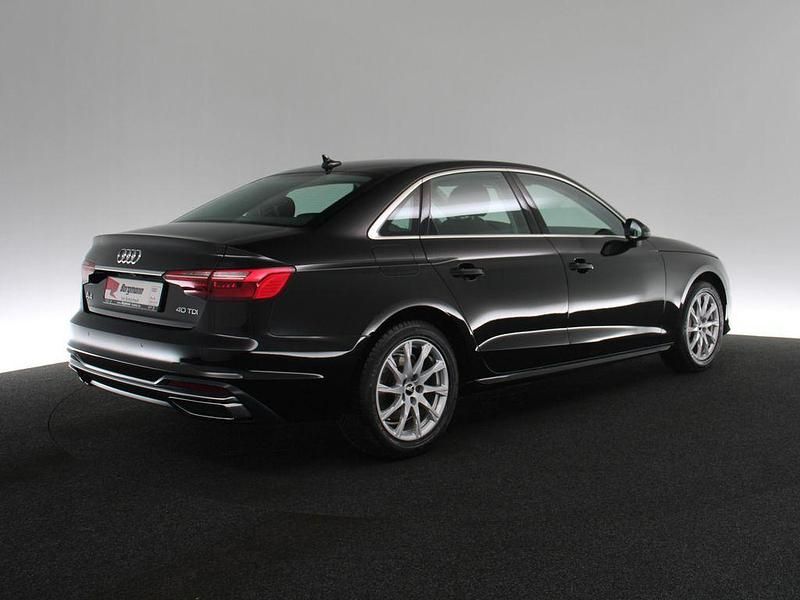 Gebraucht Audi A4 Advanced 204 PS (150 kW) 2022 Mythosschwarz metallic (metallic) Limousine