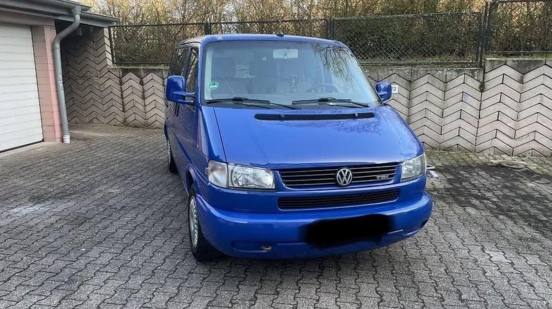 Second-hand VW T4 102 CP (75 kW) 2002 Albastru Van