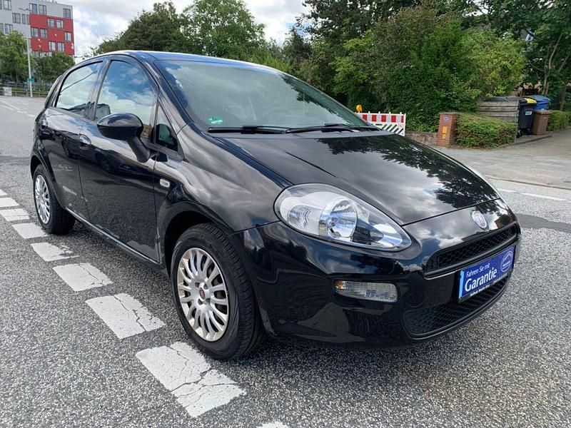 Schwarz Gebraucht 2014 Fiat Punto Pop Kleinwagen | 3.980 € (Guter Preis) - Bild 1/4