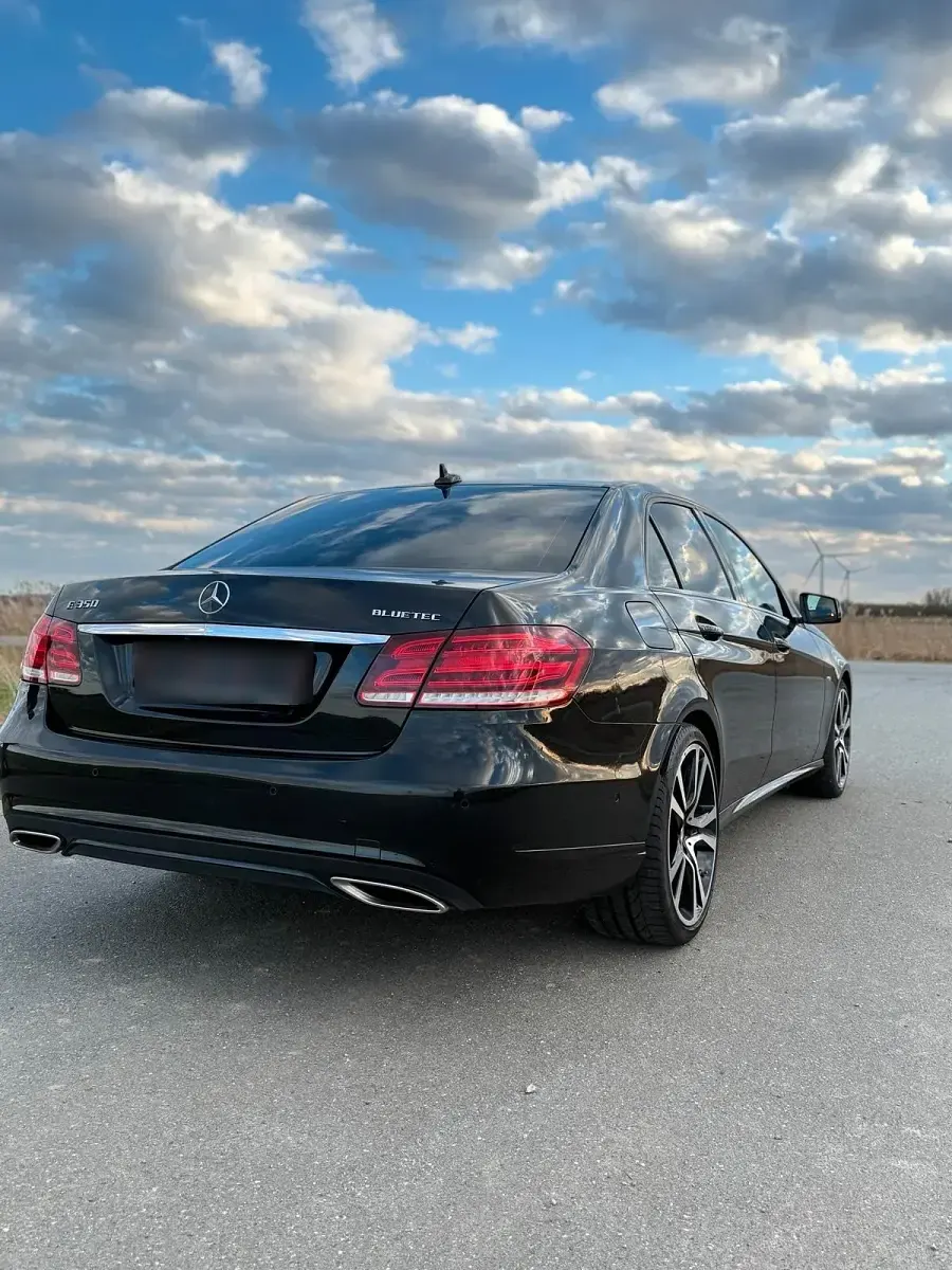 Gebraucht Mercedes E350 258 PS (189 kW) 2016 Schwarz Limousine
