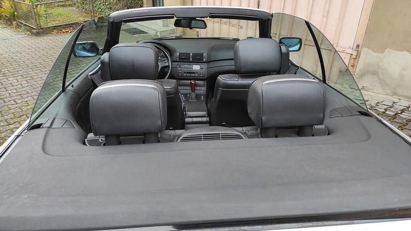 Gebraucht BMW 330 Cabriolet 231 PS (169 kW) 2002 Silber Cabrio