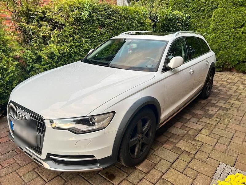 Weiß Gebraucht 2013 Audi A6 Allroad Kombi | 15.900 € (Etwas zu teuer) - Bild 1/4