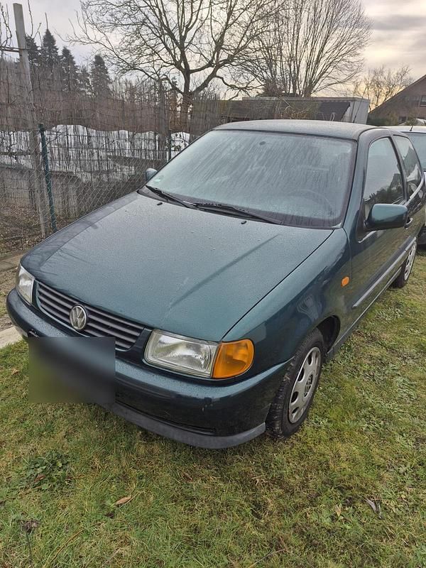 Gebraucht VW Polo 50 PS (36 kW) 1997 Grün Kleinwagen