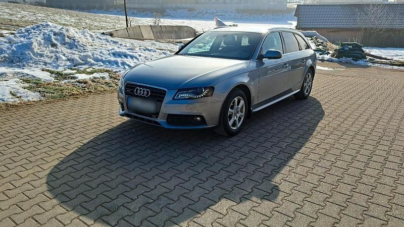 Gebraucht Audi A4 143 PS (105 kW) 2011 Silber Kombi