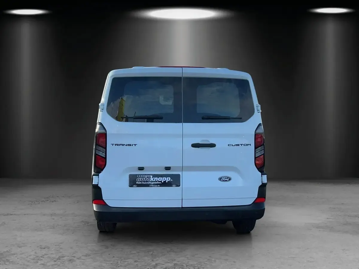 Gebraucht Ford Transit Custom 136 PS (100 kW) 2024 Frozen white Pickup