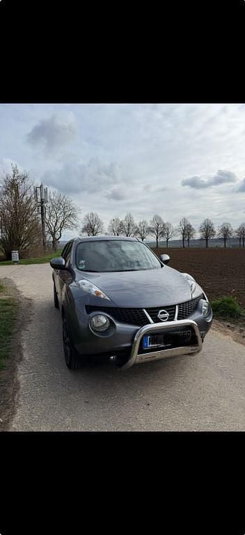 Gebraucht Nissan Juke Tekna 117 PS (86 kW) 2013 Grau SUV