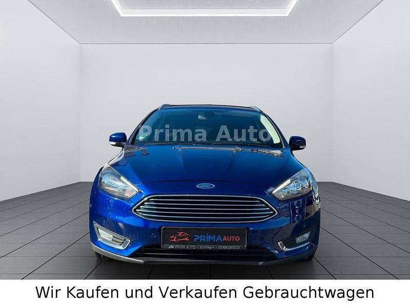 Gebraucht Ford Focus Titanium 120 PS (88 kW) 2015 Blau Limousine