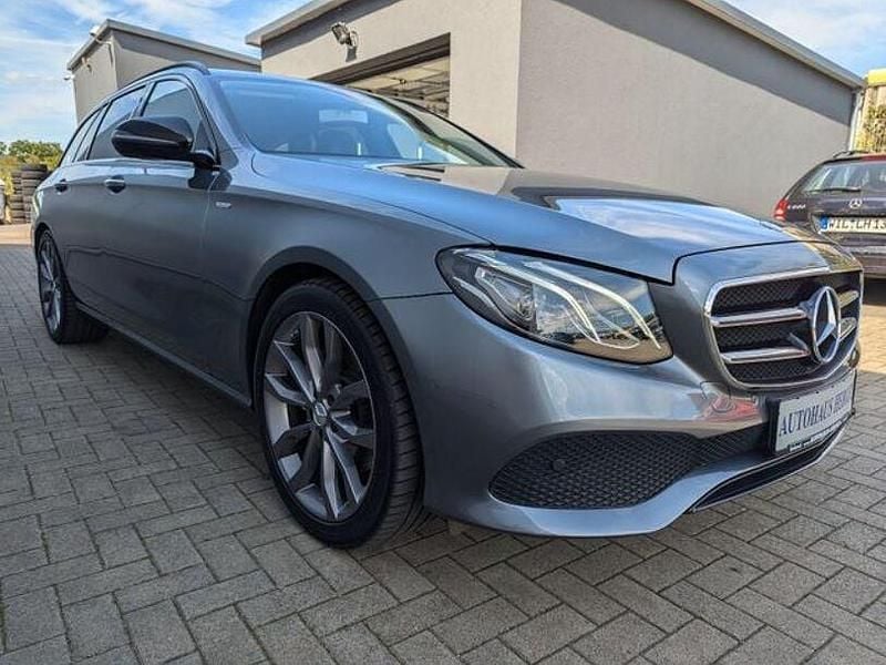 Gebraucht Mercedes E200 Avantgarde 197 PS (144 kW) 2019 Selenitgrau Kombi