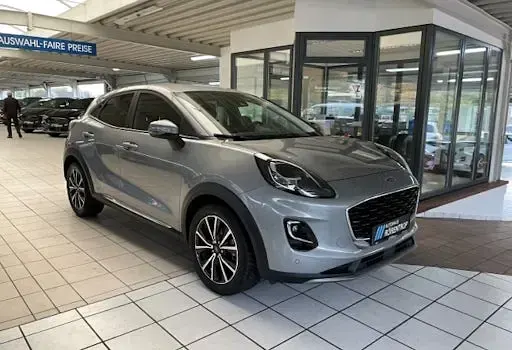 Gebraucht Ford Puma Titanium 125 PS (91 kW) 2021 Silber SUV
