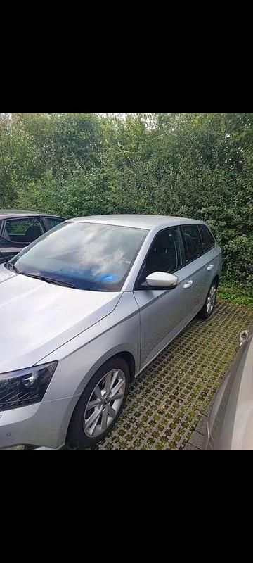 Gebraucht Skoda Fabia 105 PS (77 kW) 2016 Silber Kleinwagen