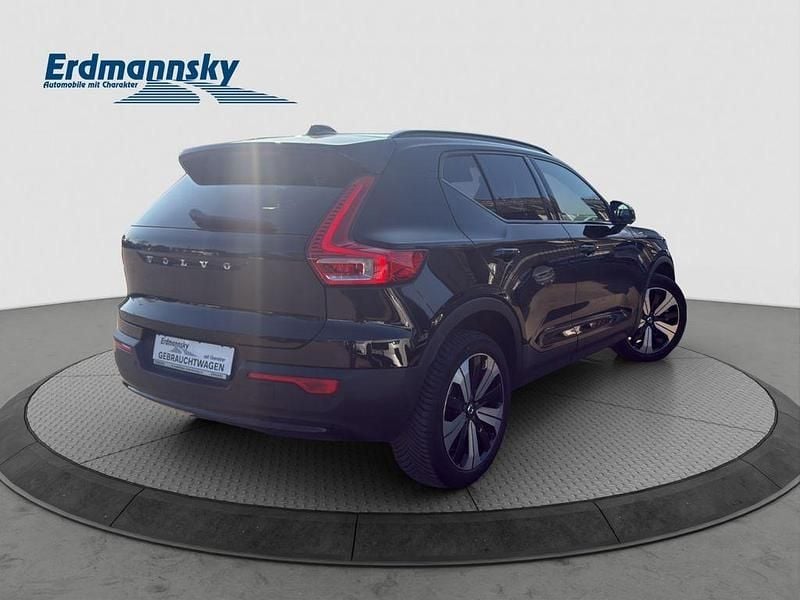 Gebraucht Volvo XC40 Core 169 kW (231 PS) 2023 Black solid stone (schwarz) SUV