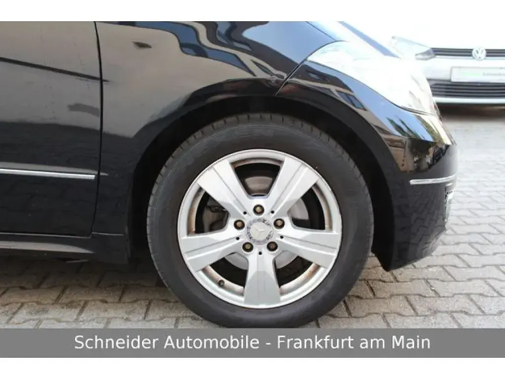 Gebraucht Mercedes A180 109 PS (80 kW) 2011 Schwarz Kleinwagen