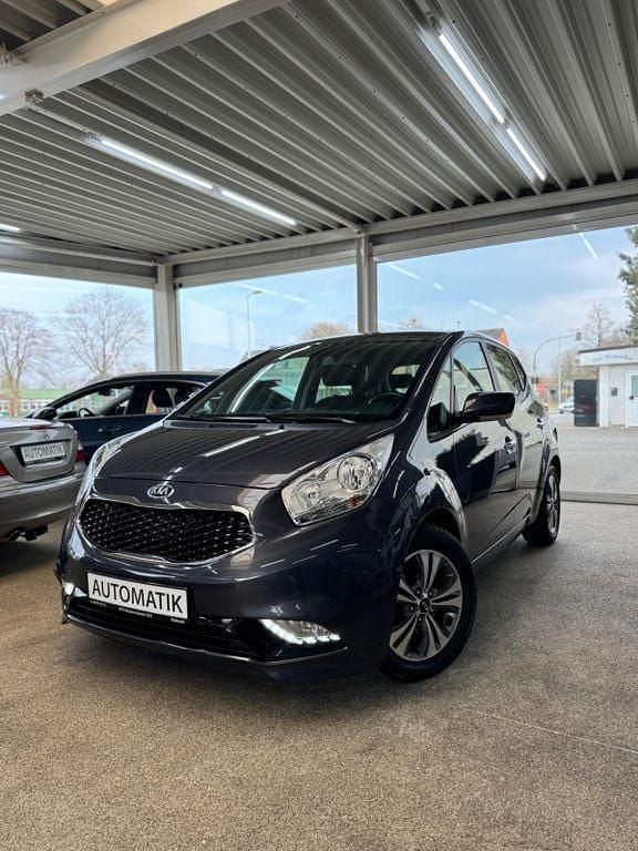 Grau Gebraucht 2018 Kia Venga Spirit Kleinwagen | 13.990 € (Fairer Preis) - Bild 1/4