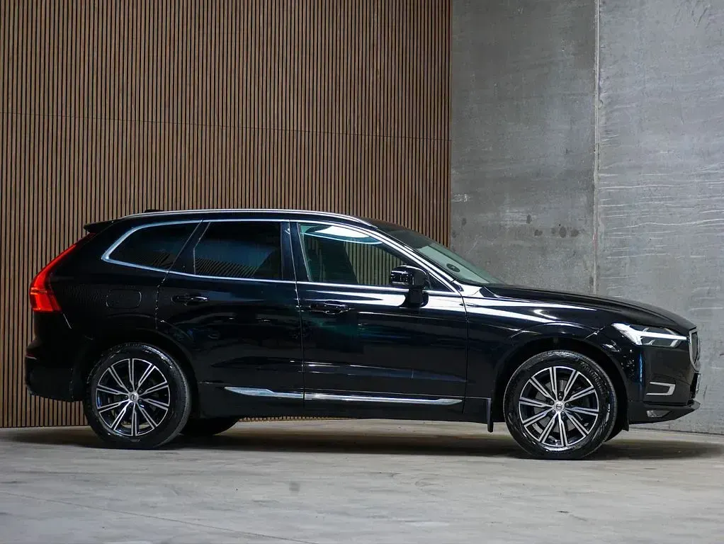 Gebraucht Volvo XC60 Inscription 190 PS (139 kW) 2020 Schwarz SUV