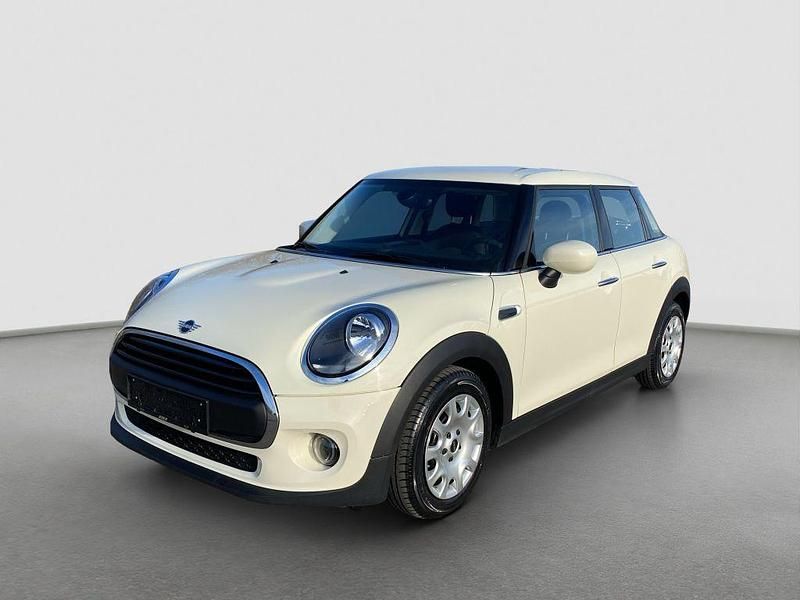 Gebraucht Mini ONE 102 PS (75 kW) 2019 Weiß Kleinwagen
