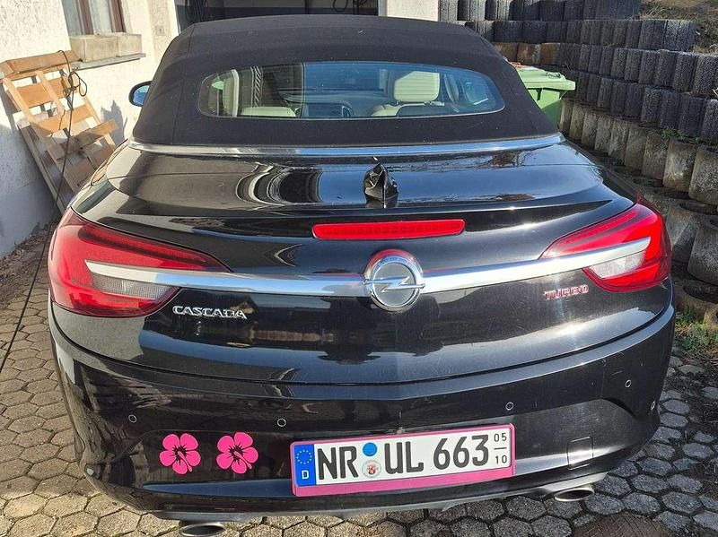 Gebraucht Opel Cascada Edition 200 PS (147 kW) 2018 Schwarz Cabrio