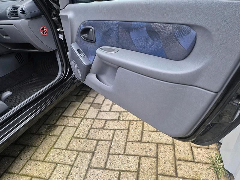 Gebraucht Renault Clio 1999 Schwarz Coupé