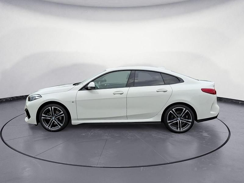 Gebraucht BMW 218 M Sport 136 PS (100 kW) 2022 Weiß Coupé