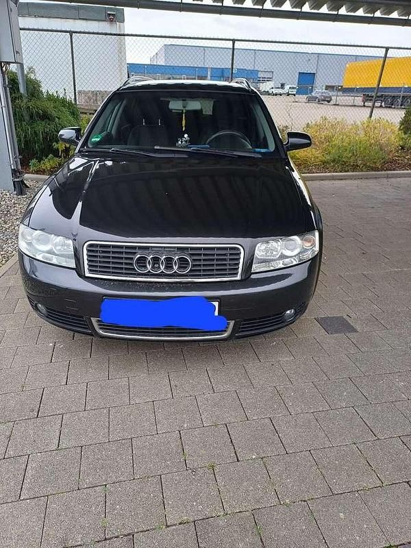Gebraucht Audi A4 102 PS (75 kW) 2003 Schwarz Kombi