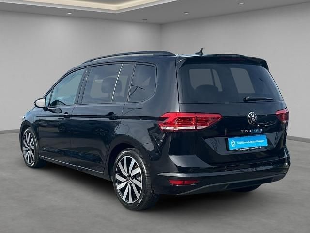Gebraucht VW Touran Highline 150 PS (110 kW) 2024 Schwarz Van / Kleinbus