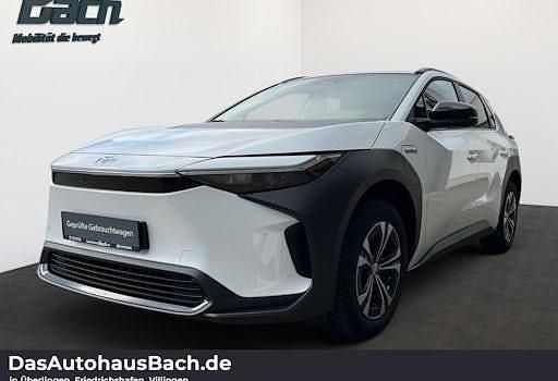Gebraucht Toyota bZ4X Comfort 150 kW (204 PS) 2023 Weiß SUV