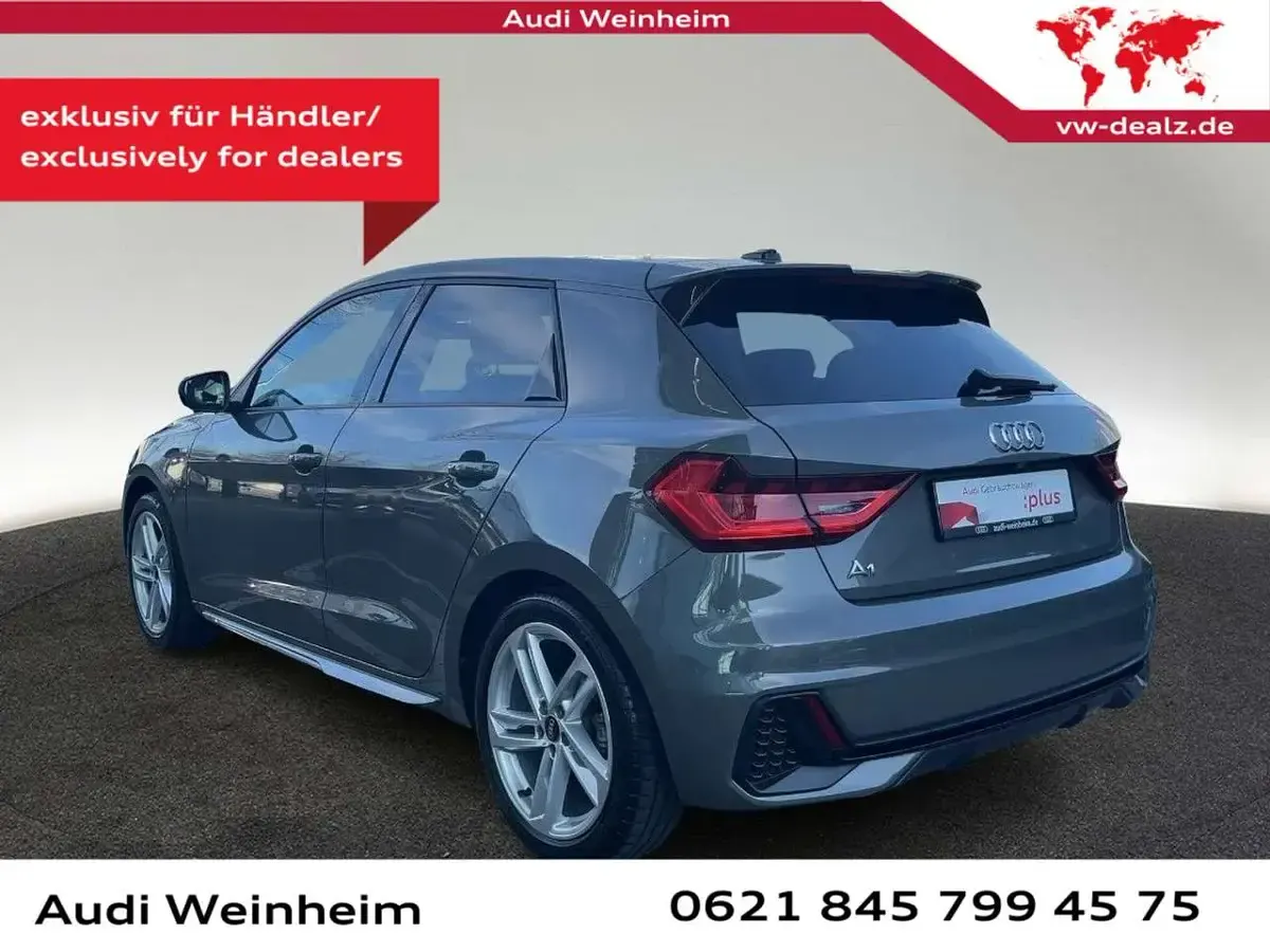 Gebraucht Audi A1 S-Line 150 PS (110 kW) 2022 Chronosgrau metallic SUV