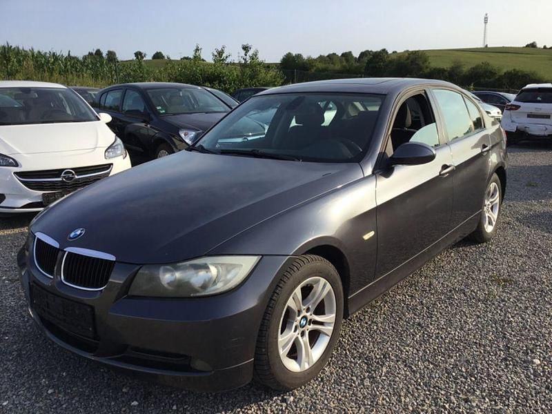 Gebraucht 2007 BMW 318 Advantage Limousine | 2.300 € (Guter Preis) - Bild 1/4