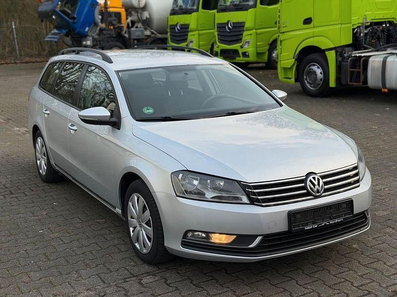Gebraucht VW Passat 140 PS (102 kW) 2014 Silber Kombi