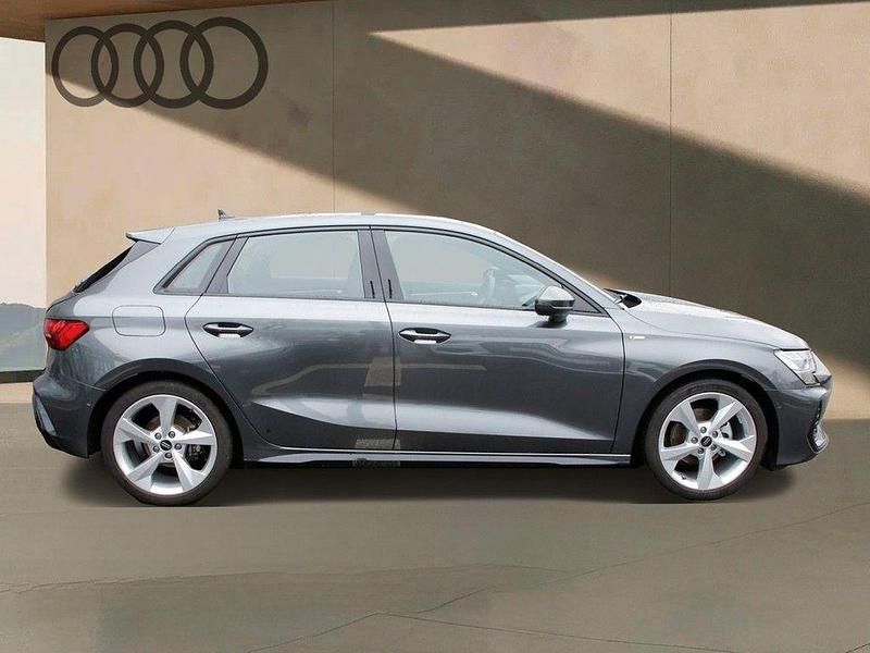 Gebraucht Audi A3 S-Line 150 PS (110 kW) 2025 Daytonagrau perleffekt Limousine