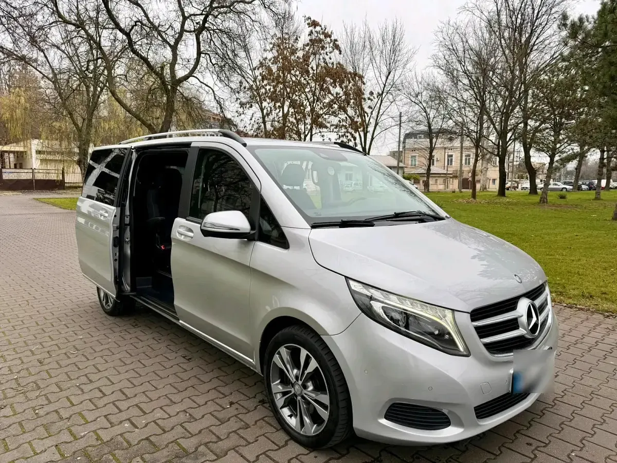 Second-hand Mercedes E250 190 CP (139 kW) 2016 Gri Hatchback