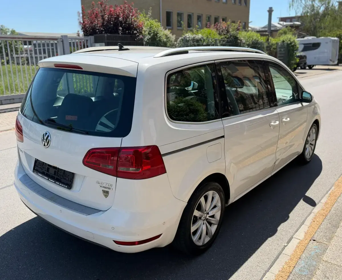 Gebraucht VW Sharan Highline 170 PS (125 kW) 2011 Weiß Van / Kleinbus