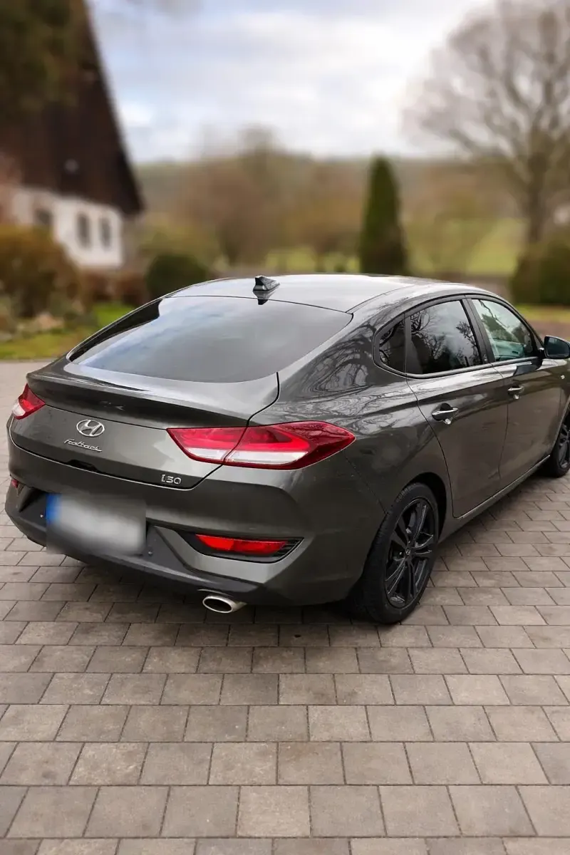 Gebraucht Hyundai i30 Edition 159 PS (116 kW) 2021 Grau Coupé