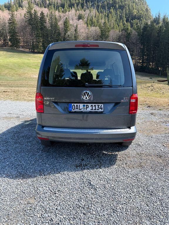 Gebraucht VW Caddy Trendline 150 PS (110 kW) 2016 Grau Van / Kleinbus