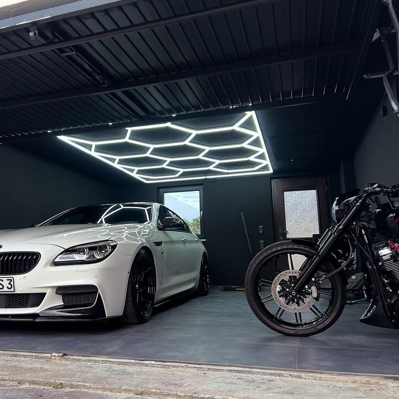 Weiß Gebraucht 2015 BMW 640 Shadowline Coupé | 29.999 € (Fairer Preis) - Bild 1/4