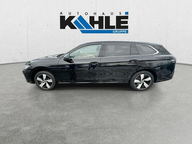 Neu VW Passat IQ Drive 150 PS (110 kW) 2026 Schwarz Kombi