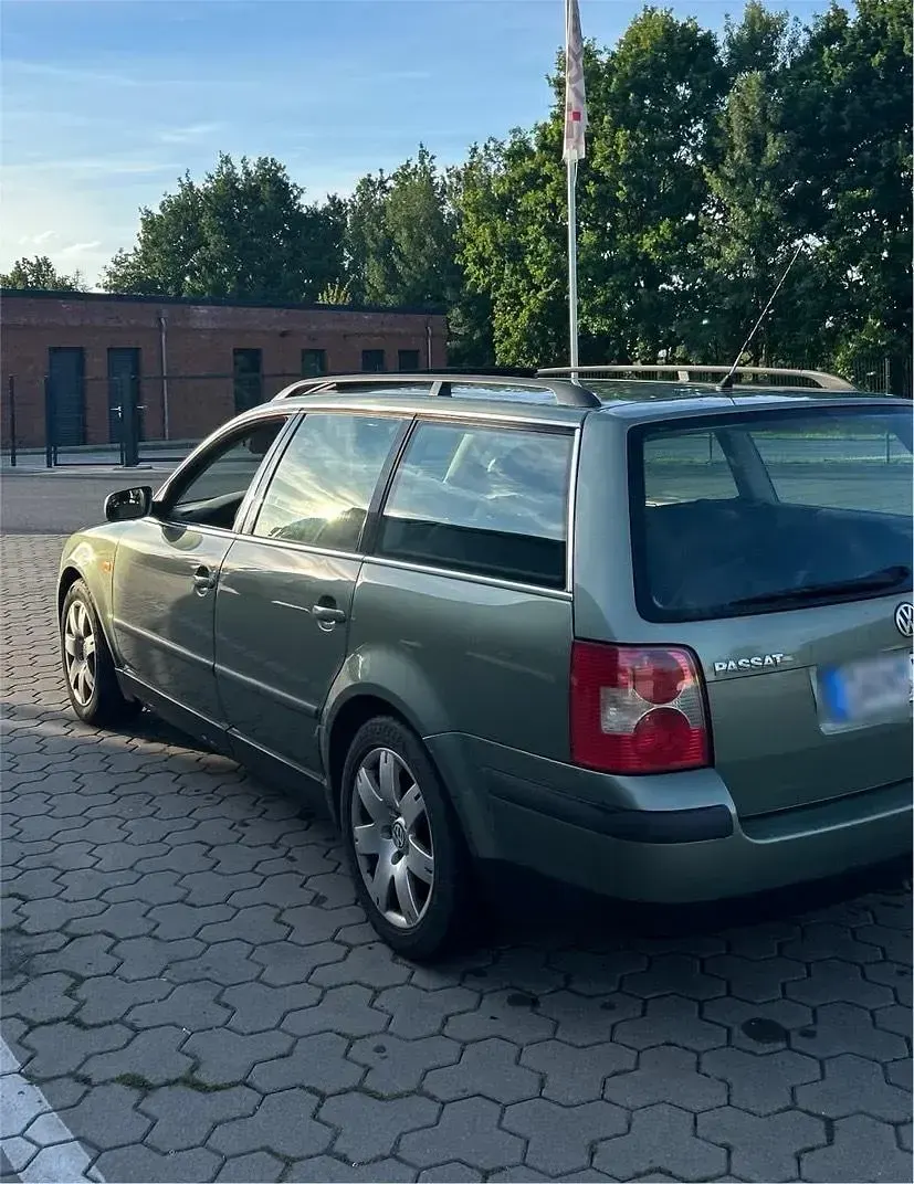 Gebraucht VW Passat 115 PS (84 kW) 2002 Andere farben Kombi