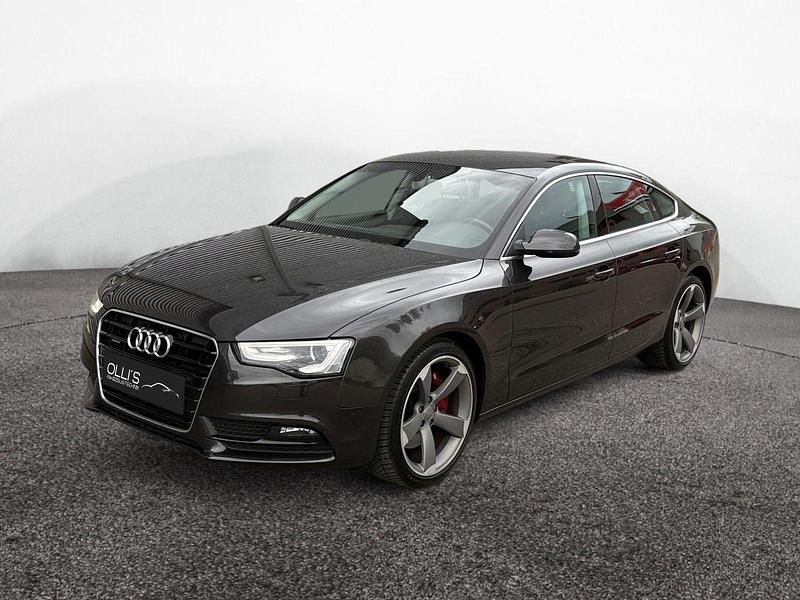 Grau Gebraucht 2015 Audi A5 Sport Coupé | 19.990 € (Fairer Preis) - Bild 1/4