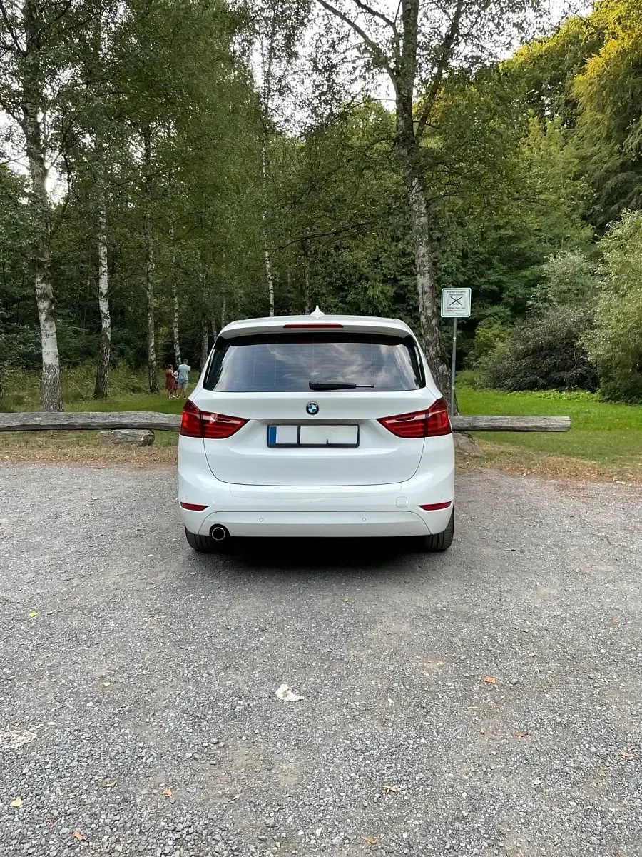 Gebraucht BMW 216 116 PS (85 kW) 2015 Weiß Kombi