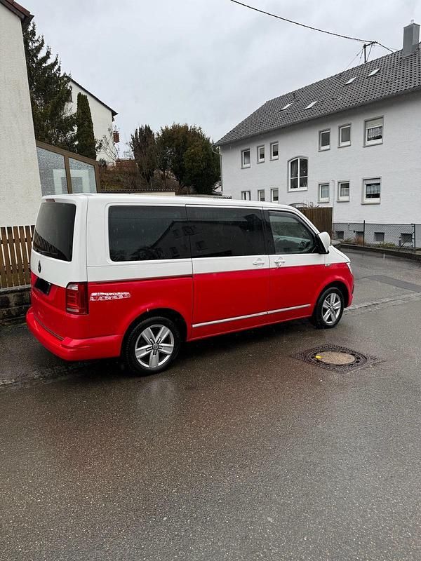 Gebraucht VW Multivan 150 PS (110 kW) 2016 Weiß Van / Kleinbus